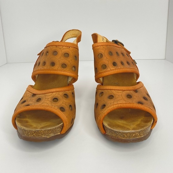 EL NATURALISTA ORANGE LEATHER HEELS - Picture 3 of 12